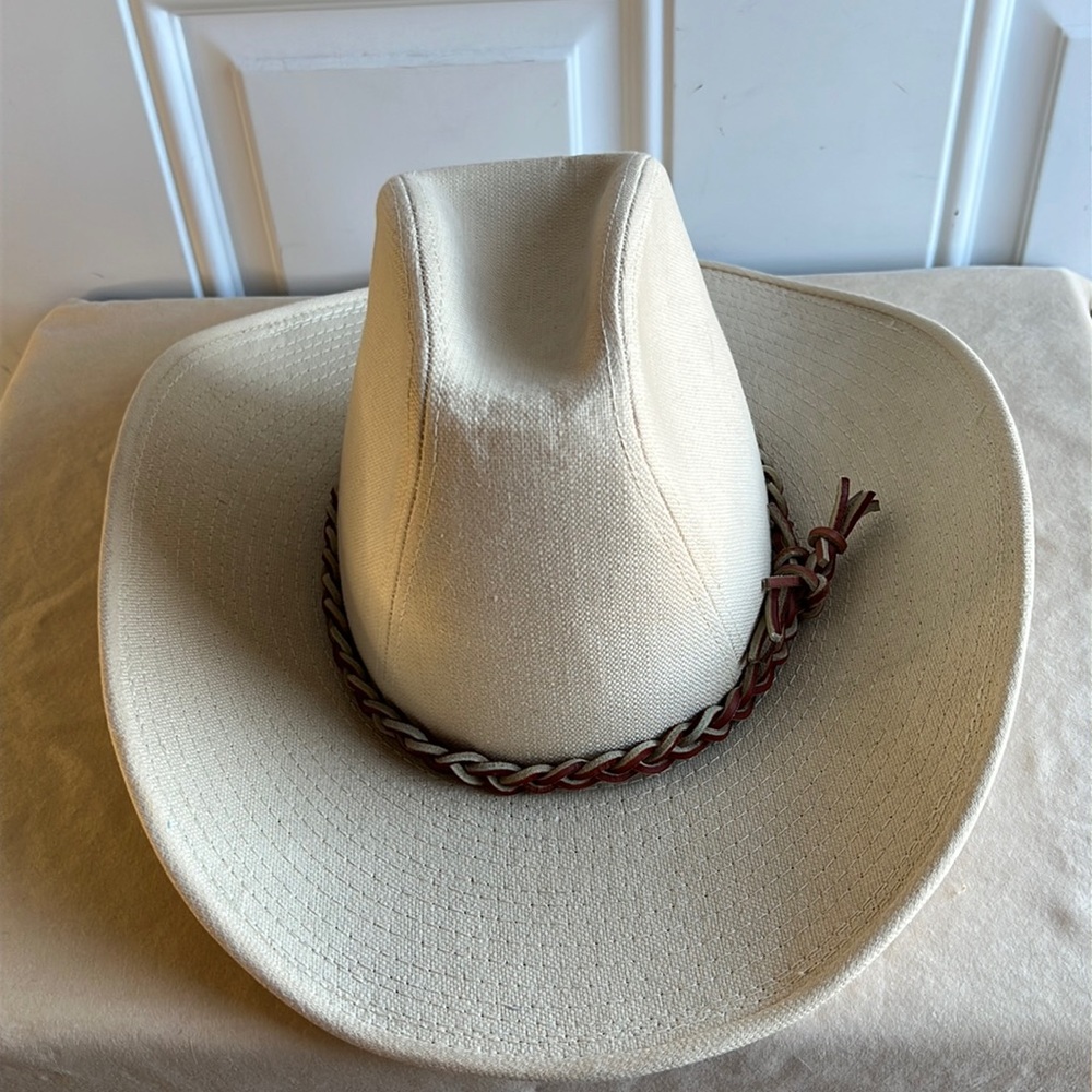 YA cotton cowboy hat. Size small
